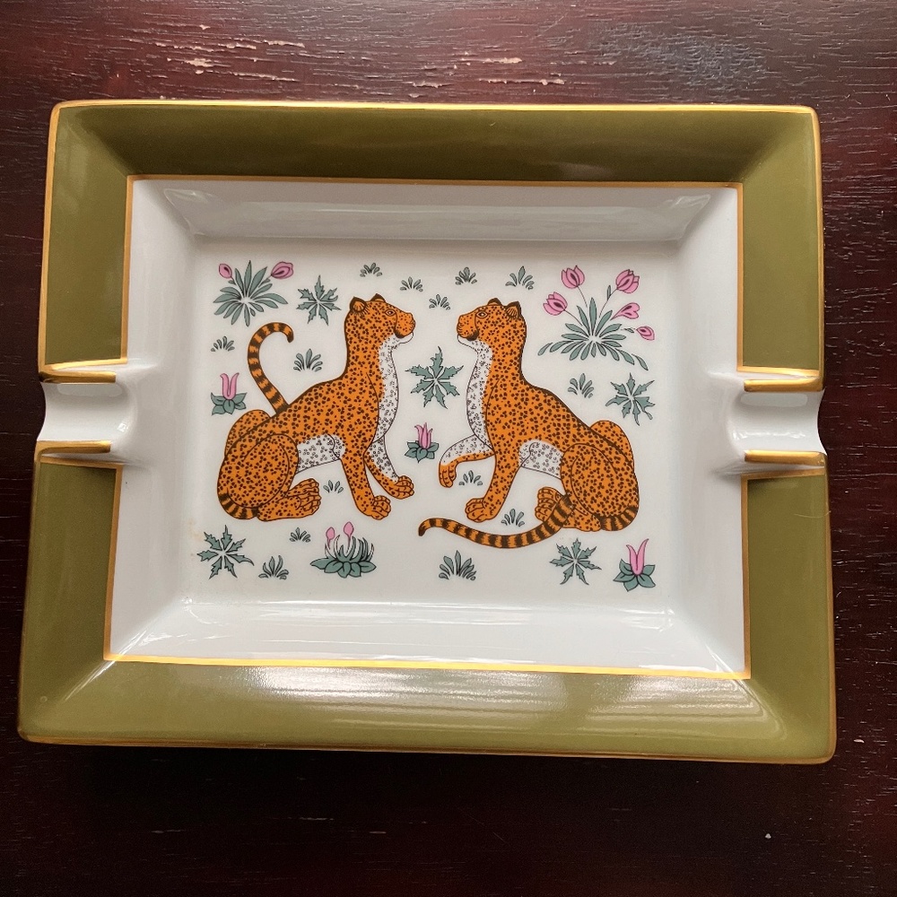 VINTAGE HERMÈS PARIS LÉOPARDS Ashtray/Change tray